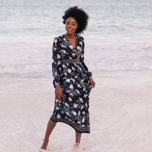 Gal meets glam jade dress